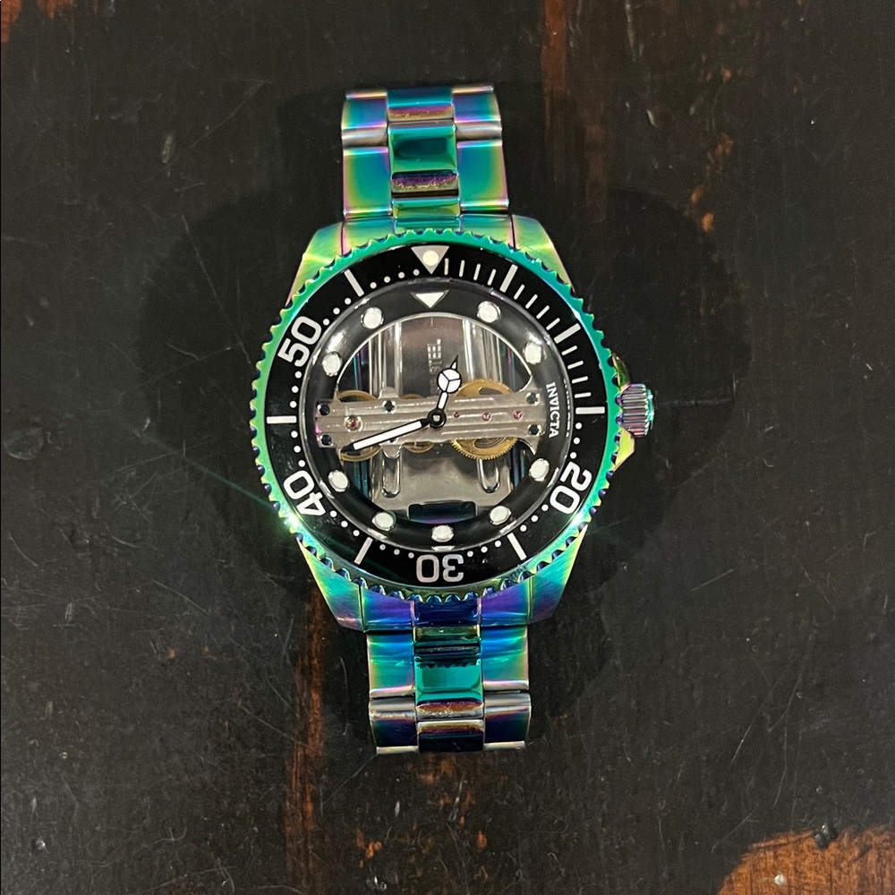 Colorful Iridescent invicta